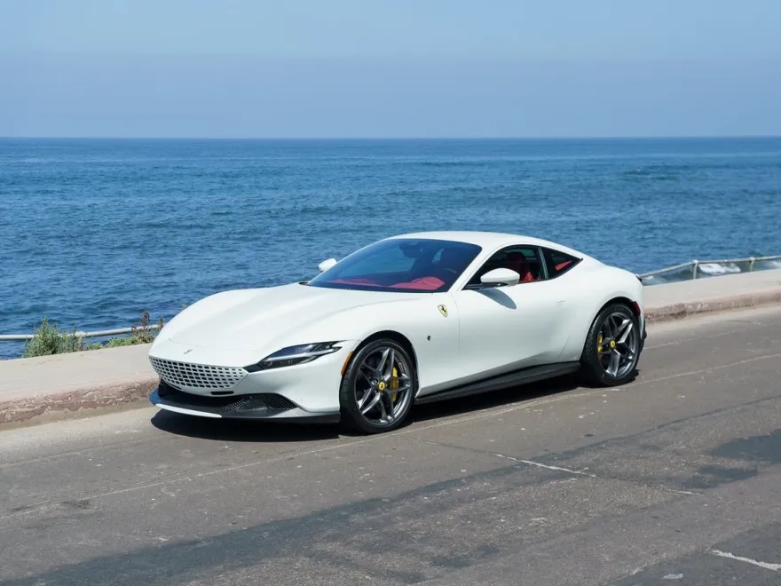 2023 Ferrari Roma photo 1