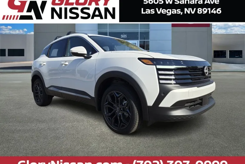 2025 Nissan Kicks SR photo 1