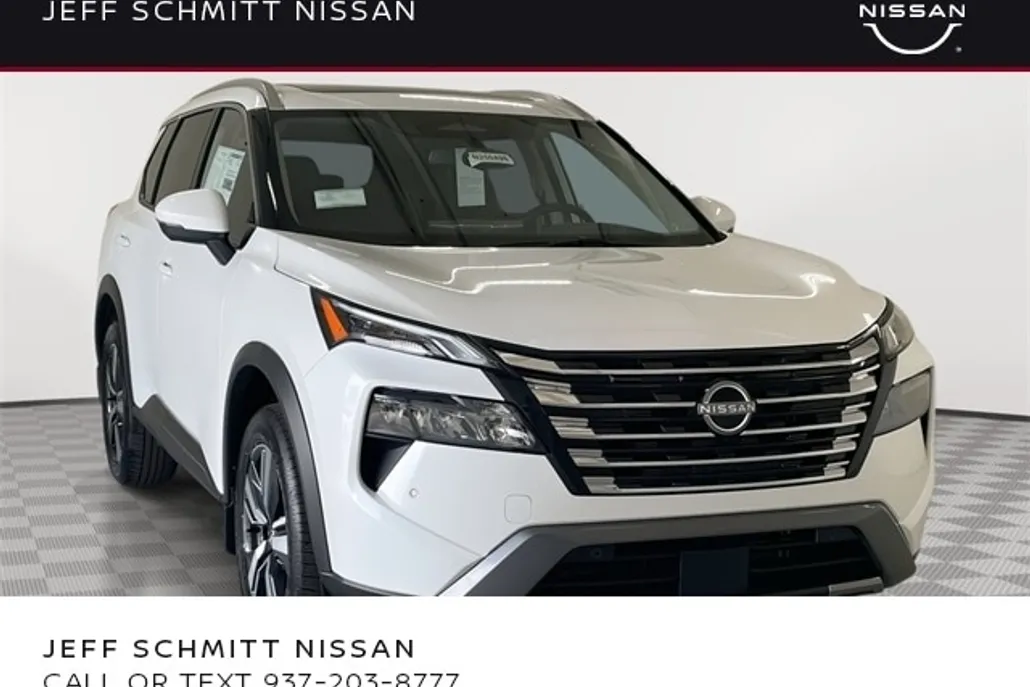 2025 Nissan Rogue SL photo 1