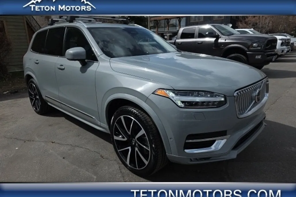 2024 Volvo XC90 Ultimate photo 1