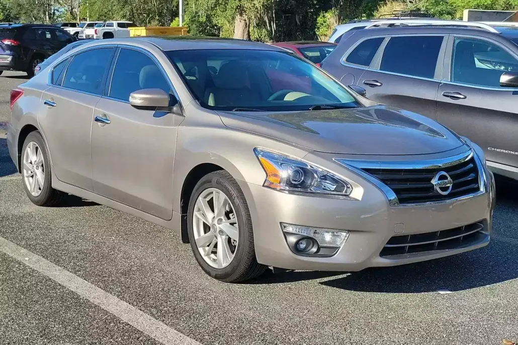 2013 Nissan Altima 2.5 SL photo 1