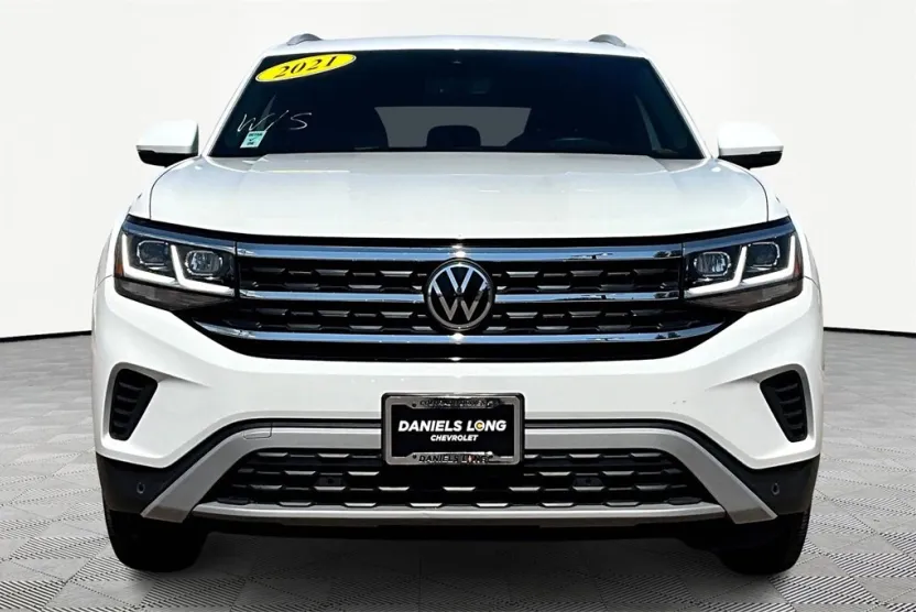 2021 Volkswagen Atlas Cross Sport SEL photo 1