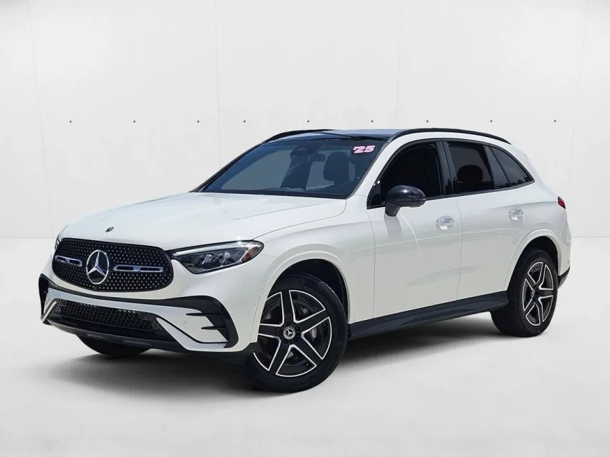 2025 Mercedes Benz GLC 4MATIC photo 1