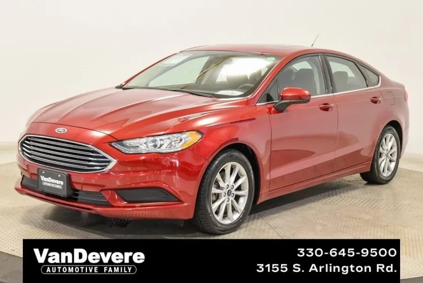 2017 Ford Fusion SE photo 1