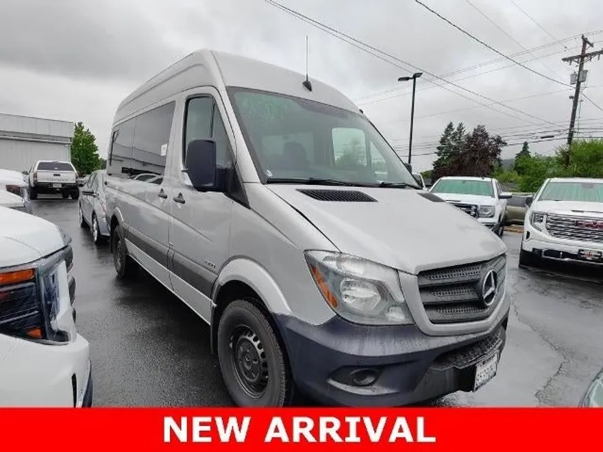 2016 Mercedes Benz Sprinter 2500 photo 1
