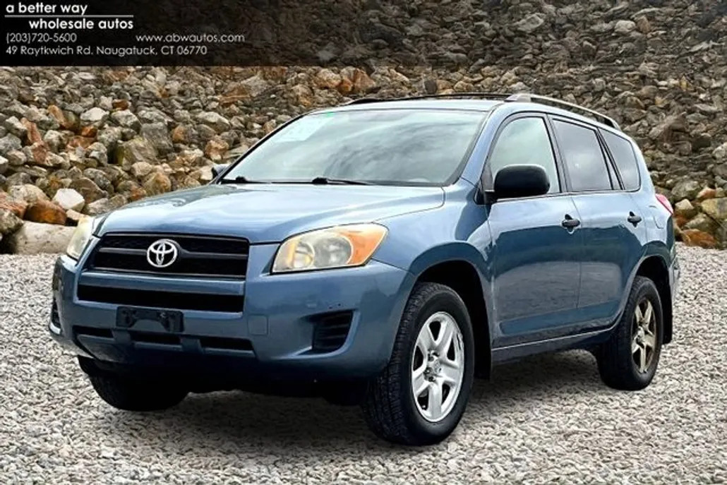 2010 Toyota RAV4 Base photo 1