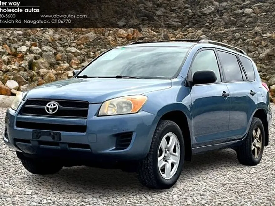 2010 Toyota RAV4 Base photo 1