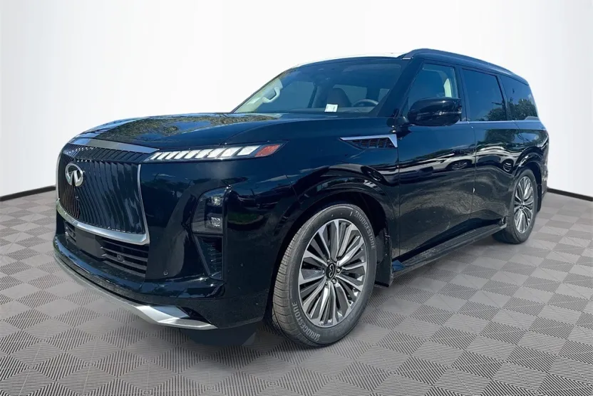 2026 Infiniti QX80 Luxe photo 1