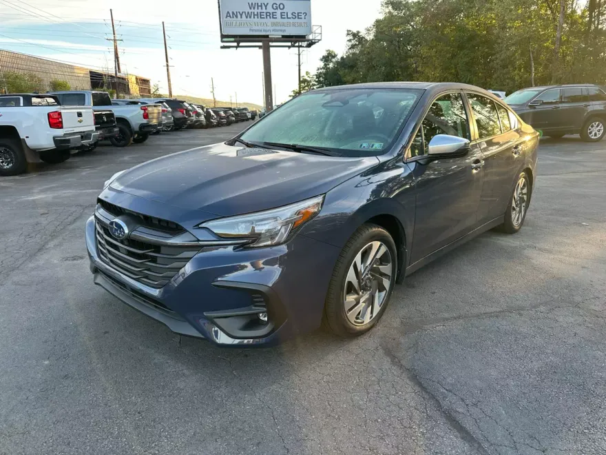 2023 Subaru Legacy Touring photo 1