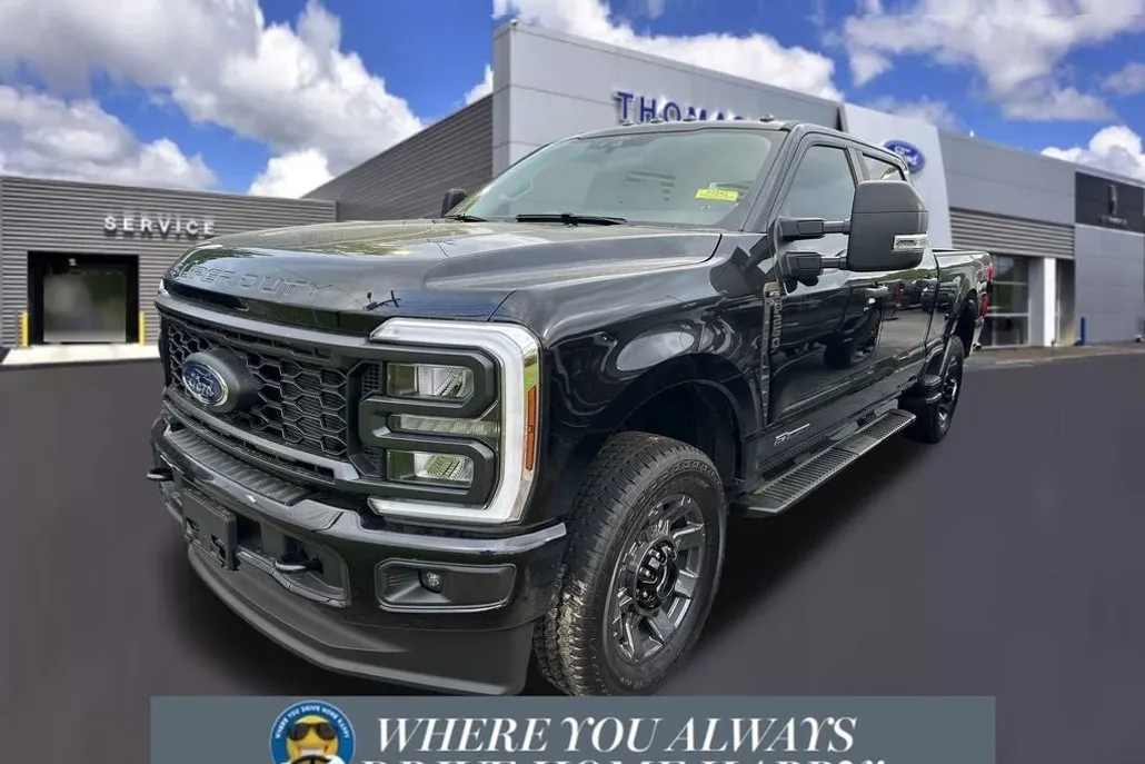 2025 Ford F-250 photo 1