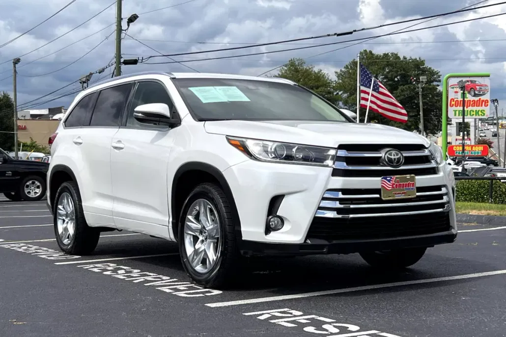 2017 Toyota Highlander Limited Platinum photo 1