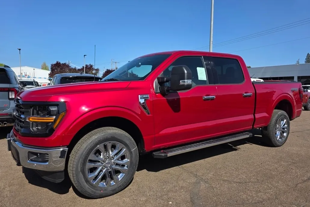 2025 Ford F-150 XLT photo 1