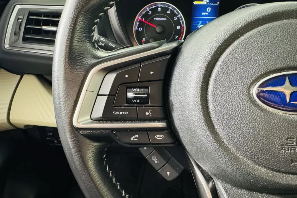 2019 Subaru Ascent Premium photo 1
