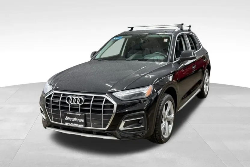 2021 Audi Q5 45 Prestige Premium photo 1