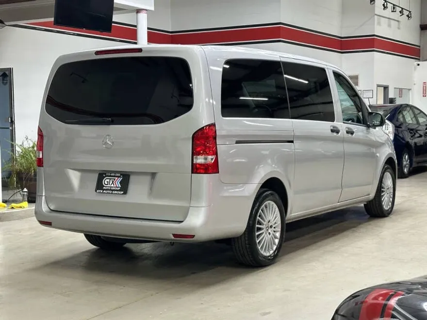 2018 Mercedes Benz Metris photo 1