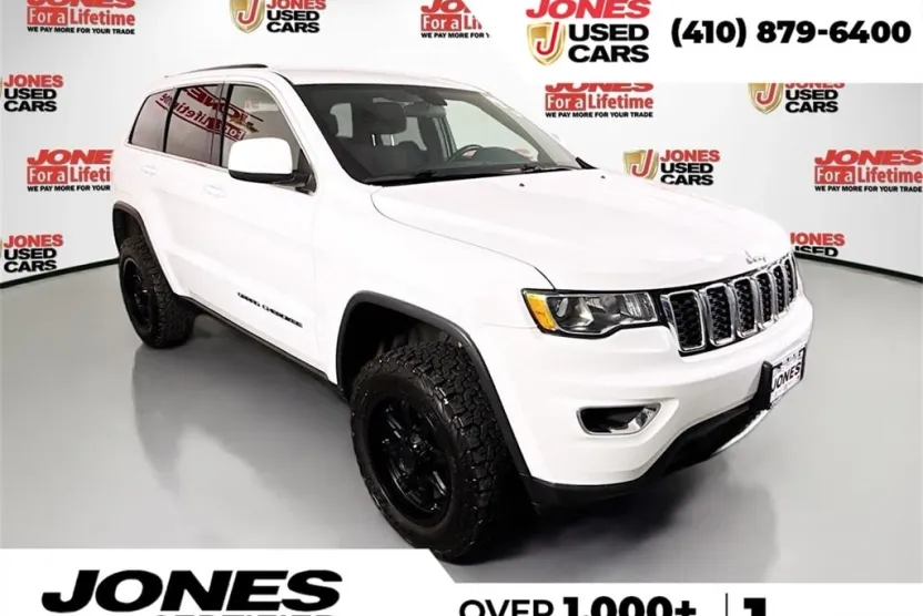 2018 Jeep Grand Cherokee Laredo photo 1