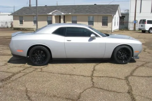 2019 Dodge Challenger GT photo 3