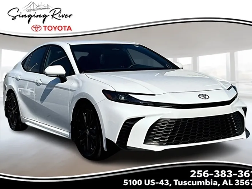 2025 Toyota Camry SE photo 1