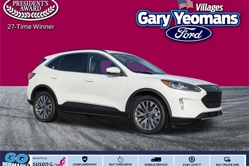 2022 Ford Escape Titanium photo 1