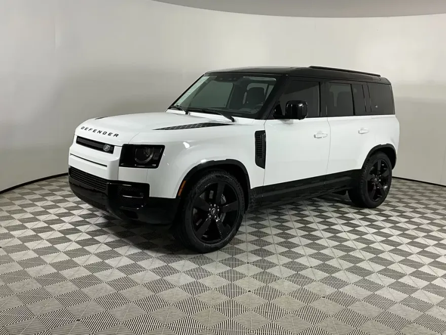 2024 Land Rover Defender 110 X-Dynamic SE photo 1