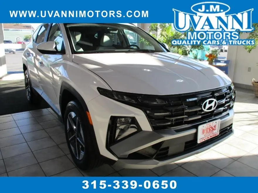 2025 Hyundai Tucson SEL photo 1