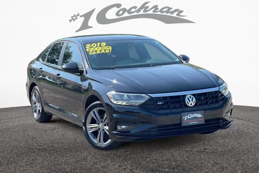 2019 Volkswagen Jetta R-Line photo 1