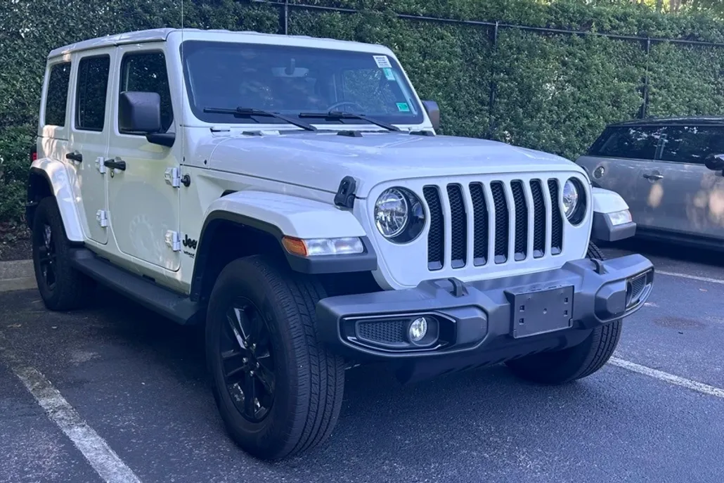 2022 Jeep Wrangler Unlimited Sahara Altitude photo 1