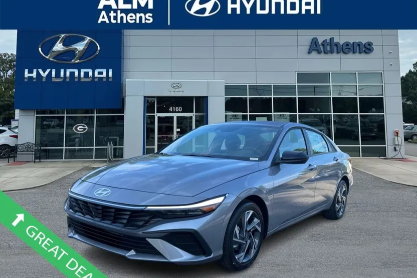 2025 Hyundai Elantra SEL Sport photo 1