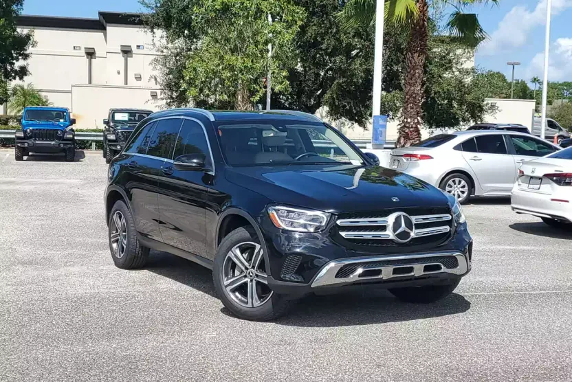 2020 Mercedes Benz GLC 300 photo 1