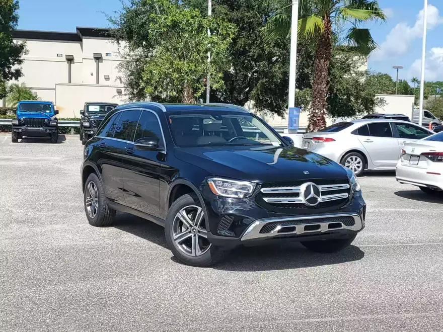 2020 Mercedes Benz GLC 300 photo 1