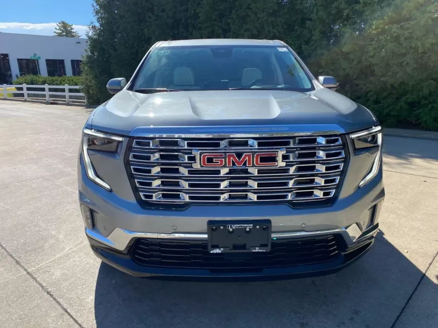 2026 Gmc Acadia Denali photo 1
