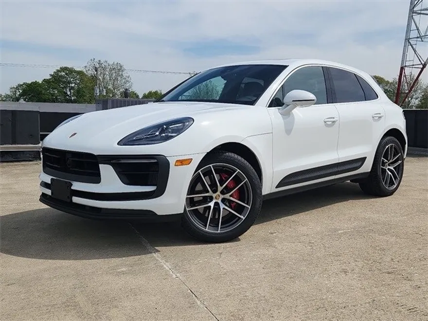 2024 Porsche Macan S photo 1