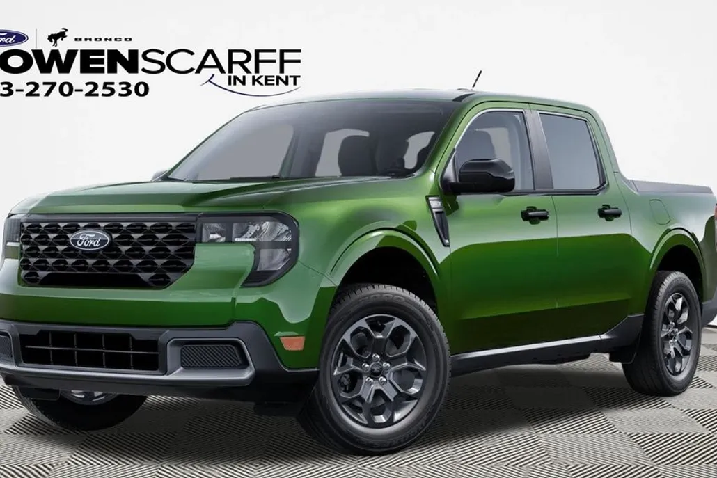 2025 Ford Maverick XLT photo 1