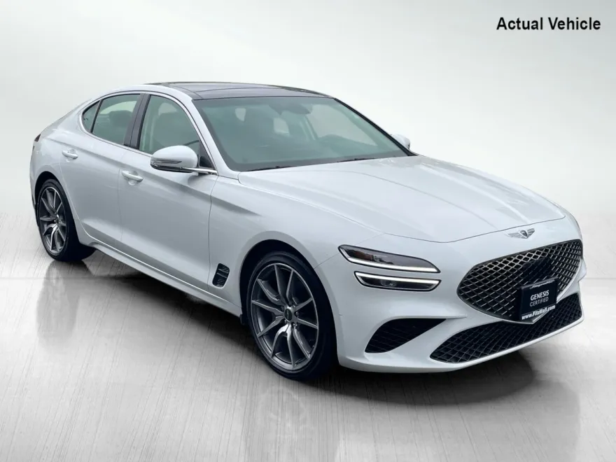 2022 Genesis G70 2.0T photo 1