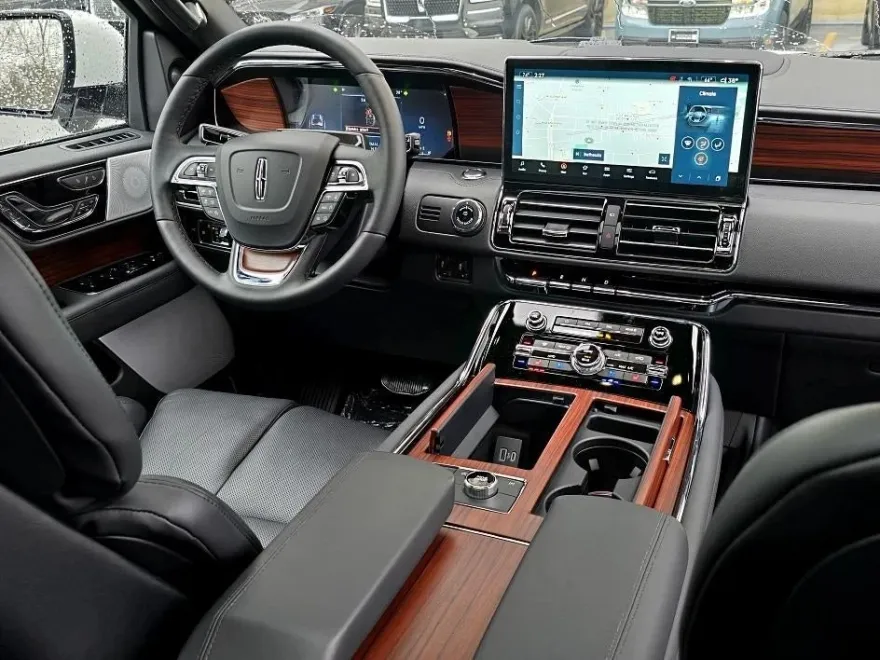 2024 Lincoln Navigator Reserve photo 14