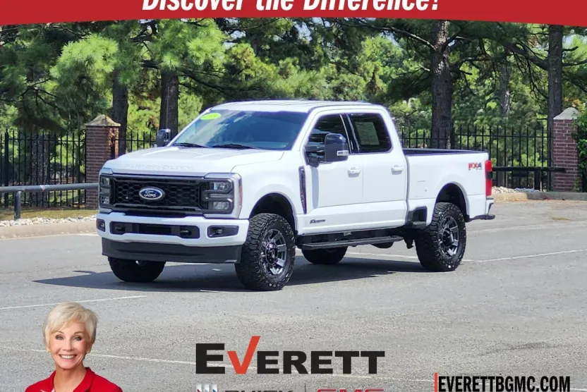2024 Ford F-350 Lariat photo 1
