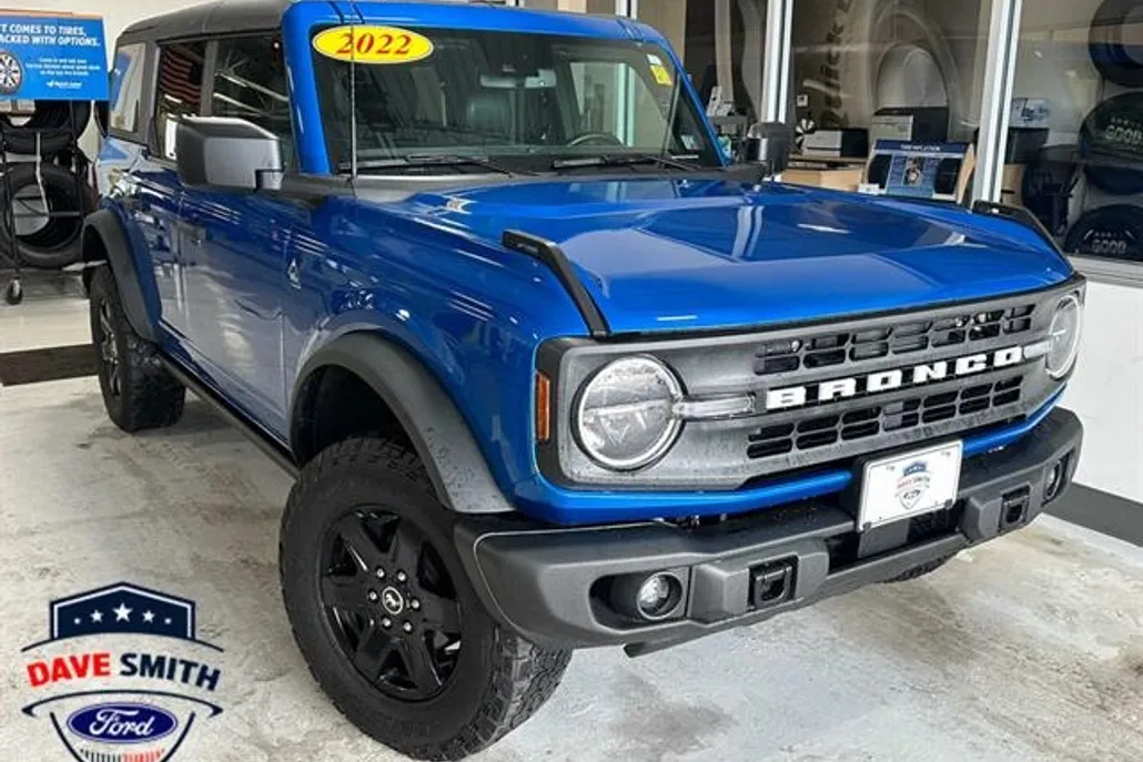 2022 Ford Bronco Base Big Bend Black Diamond Outer Banks photo 1