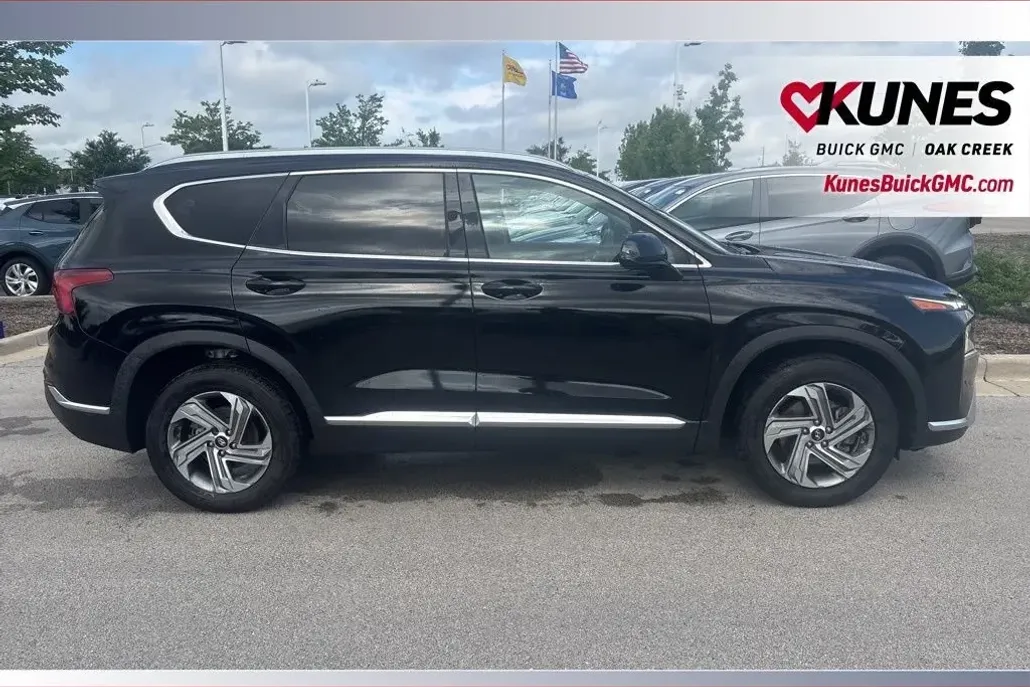 2021 Hyundai Santa Fe SEL photo 1