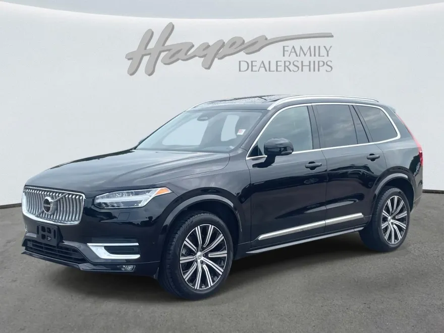 2023 Volvo XC90 Plus photo 1