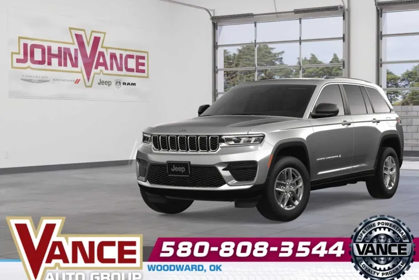 2025 Jeep Grand Cherokee Laredo Altitude photo 1