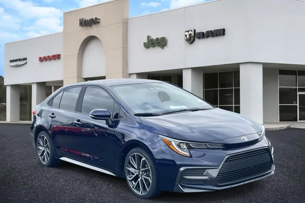 2021 Toyota Corolla SE photo 1