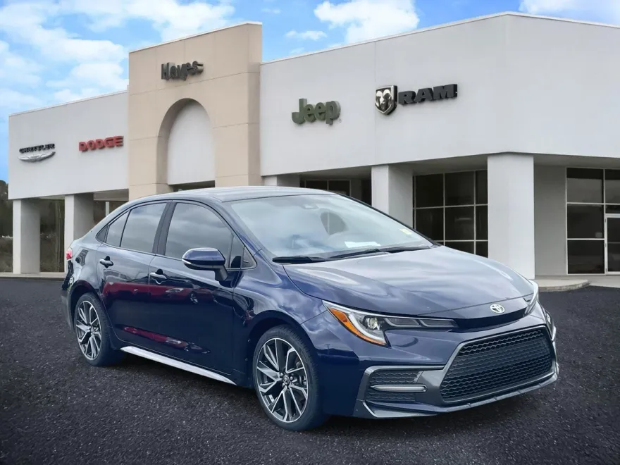 2021 Toyota Corolla SE photo 1