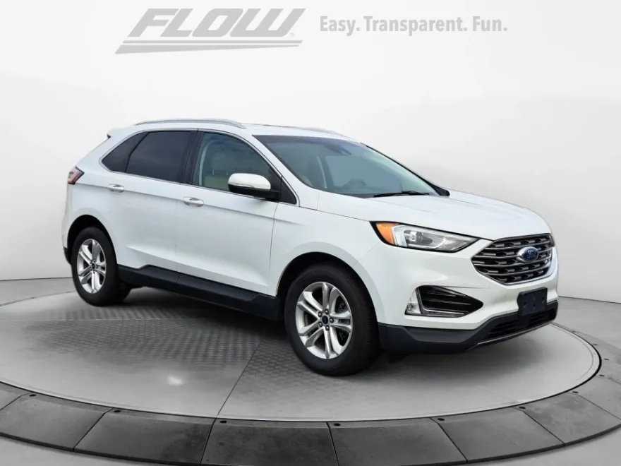 2019 Ford Edge SEL photo 1