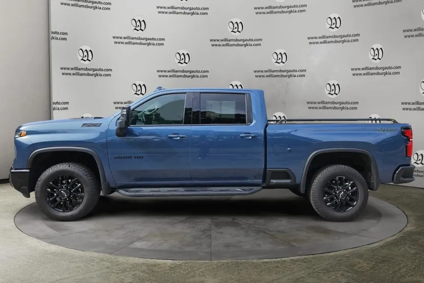 2025 Chevrolet Silverado 2500HD LTZ photo 1