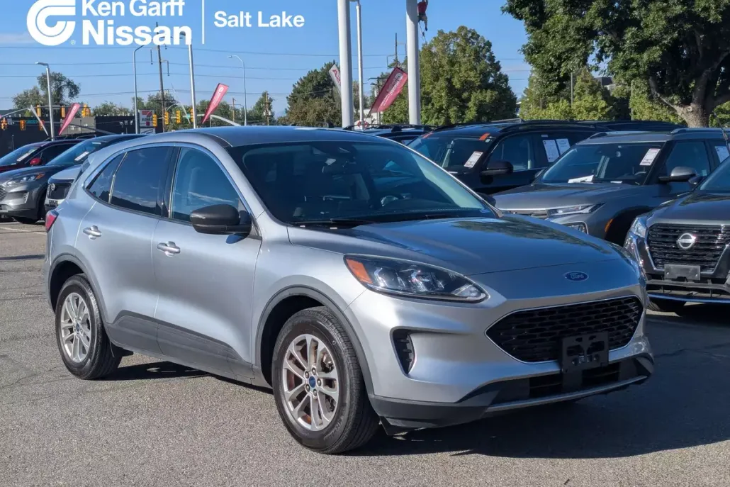 2022 Ford Escape SE photo 1