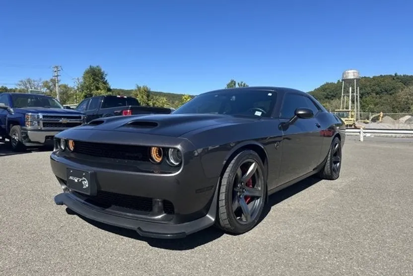 2022 Dodge Challenger SRT8 Hellcat photo 1