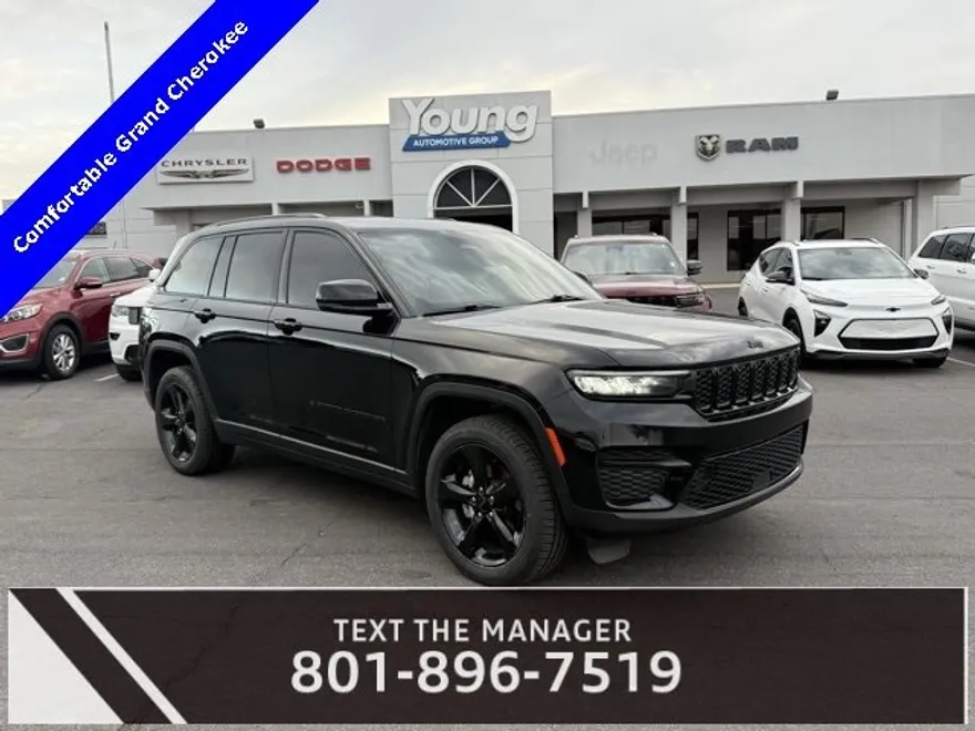 2023 Jeep Grand Cherokee Altitude photo 1