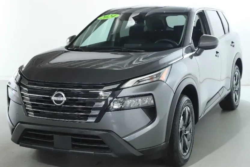 2024 Nissan Rogue SV AWD photo 1