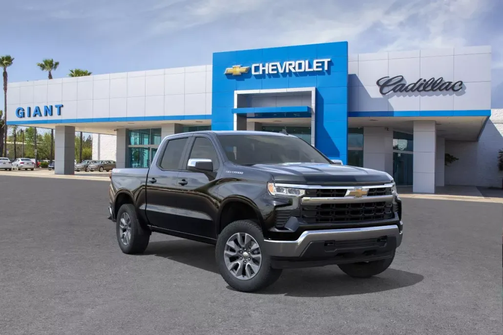 2025 Chevrolet Silverado 1500 LT photo 1