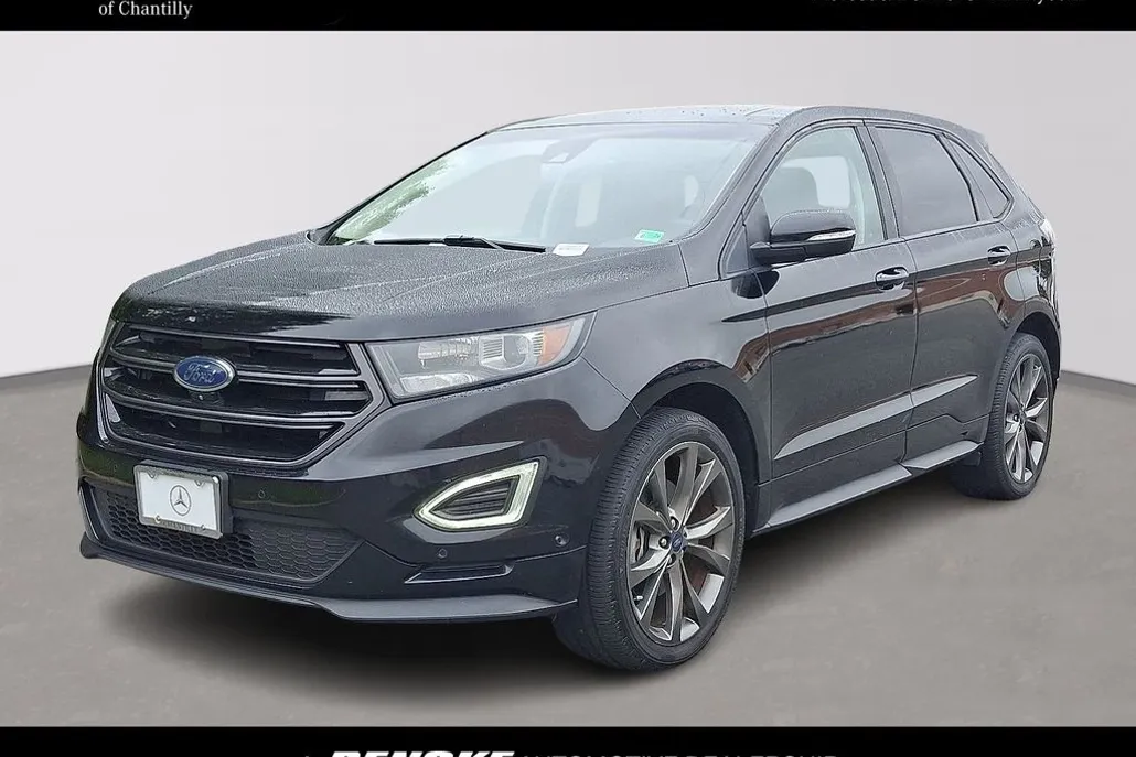 2016 Ford Edge Sport photo 1